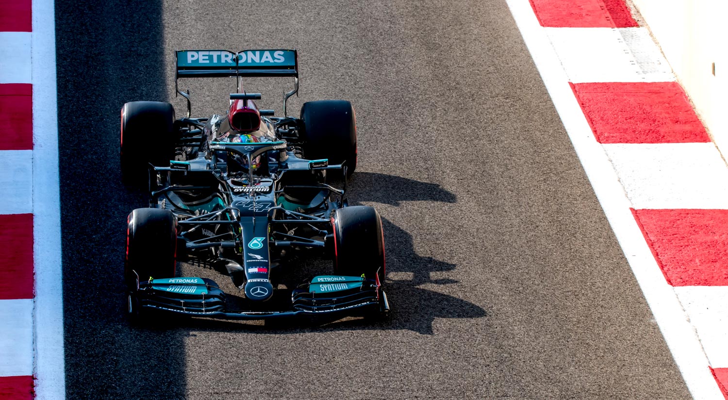 Lewis Hamilton - Mercedes AMG Petronas, Yas Marina Circuit, 2021