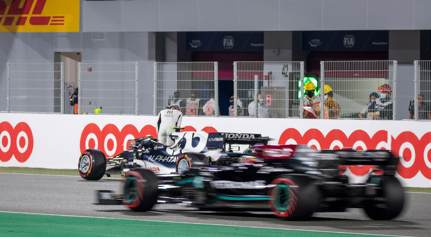 Lewis Hamilton & Pierre Gasly, Losail Circuit, 2021