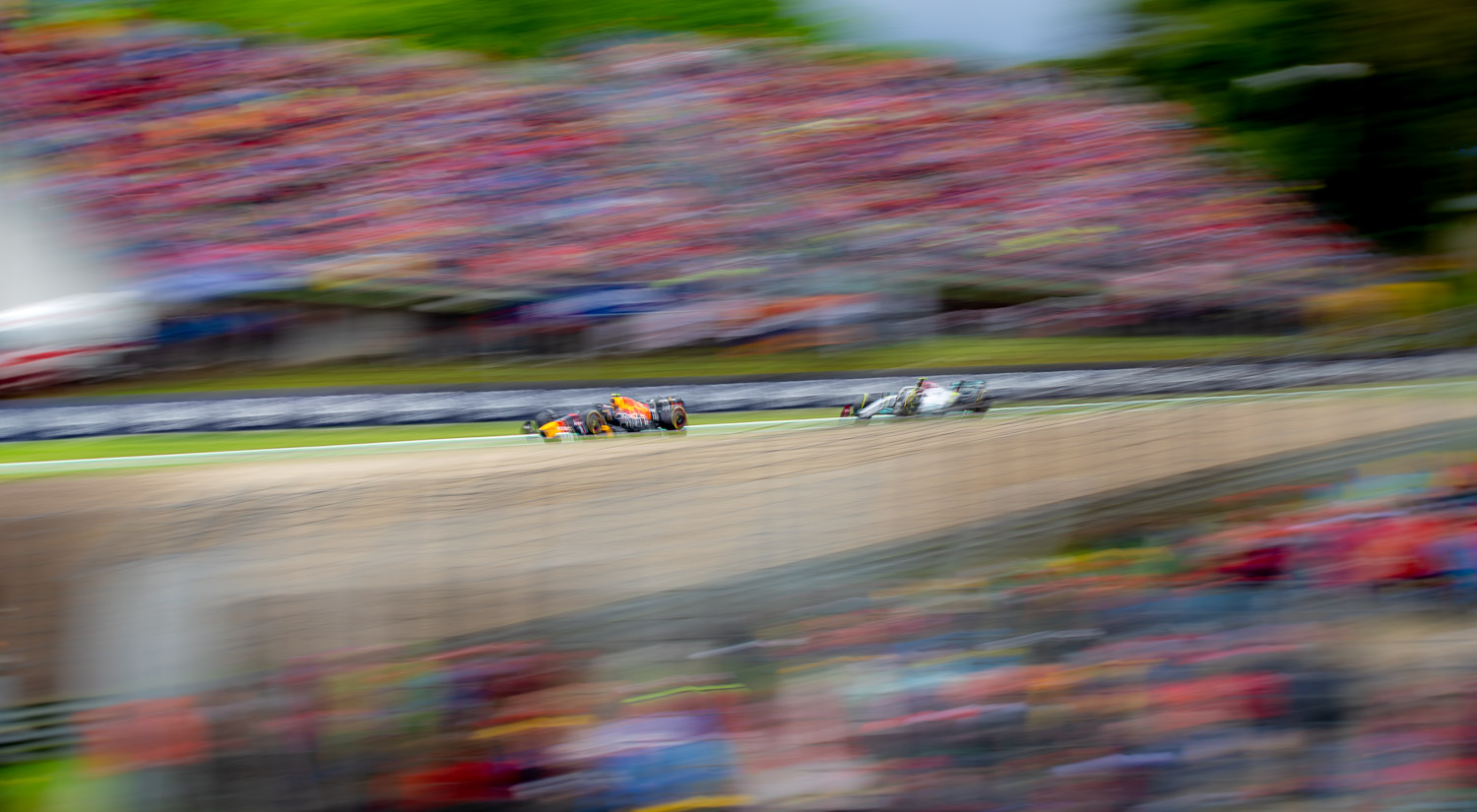 Sergio Perez and Lewis Hamilton, Emilia Romagna Grand Prix, 2022